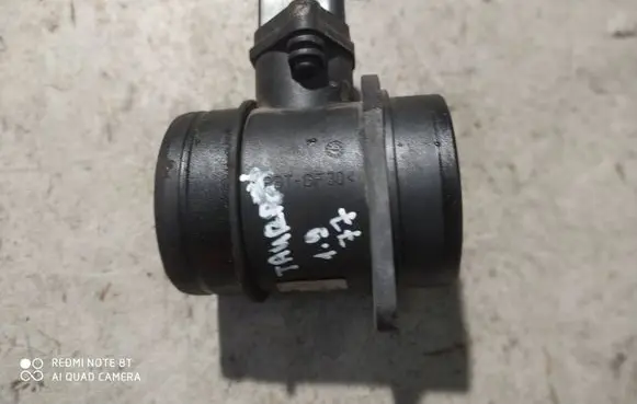 Volkswagen Touran I Mass air flow meter 0986284009