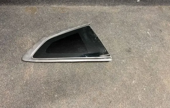 Chevrolet Camaro Rear side window 84145006 EXP0316V1