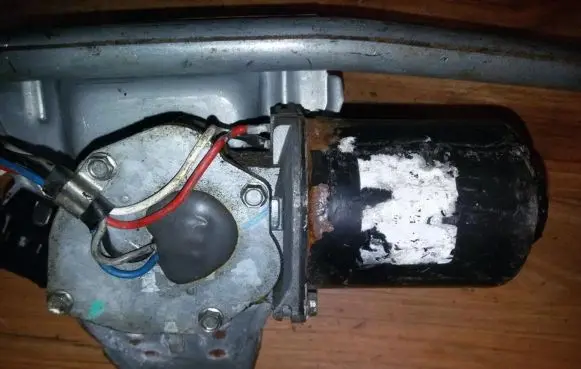 Renault Kangoo I Wiper motor