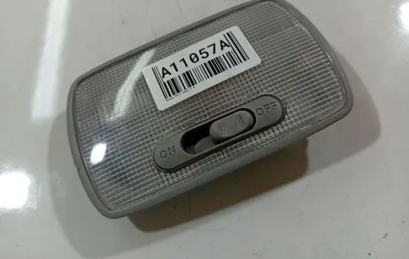 Honda FR-V Rear seat light 