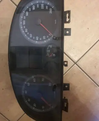 Volkswagen Caddy Speedometer (instrument cluster) 2K0920844 V0002000 0777010597