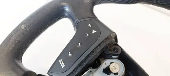 Toyota Avensis T220 Steering wheel buttons/switches 