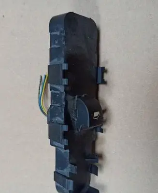 Peugeot 307 Quarter vent window switch 96351625