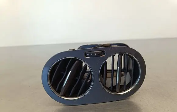 Volkswagen Tiguan Dashboard side air vent grill/cover trim 5M0819759