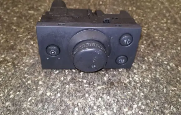 Opel Signum Light switch 9185891