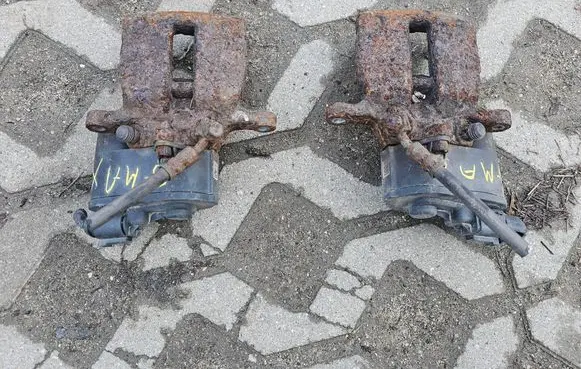 Ford S-MAX Rear brake caliper 32332594F