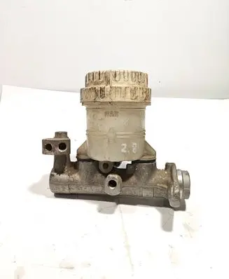 Mitsubishi Pajero Master brake cylinder 