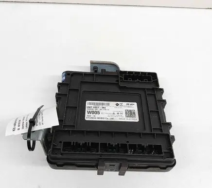 Genesis GV60 Central body control module 95400CU040