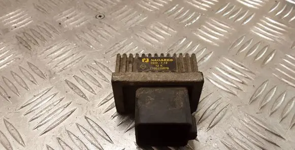 Renault Laguna II Glow plug pre-heat relay 7700115078