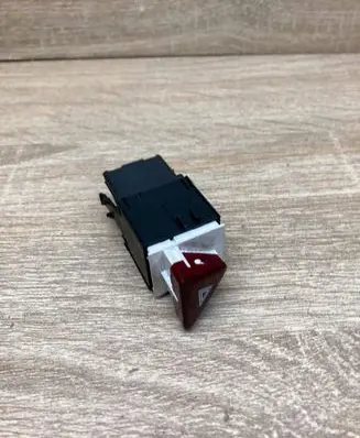Volkswagen PASSAT B6 Hazard light switch 3C8953509