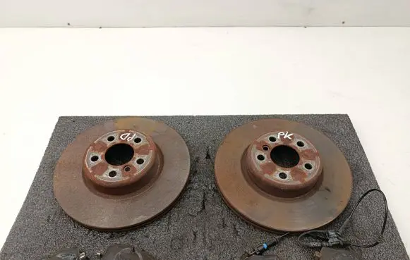 BMW X3 G01 Front brake disc 6870351 6860907 6884497