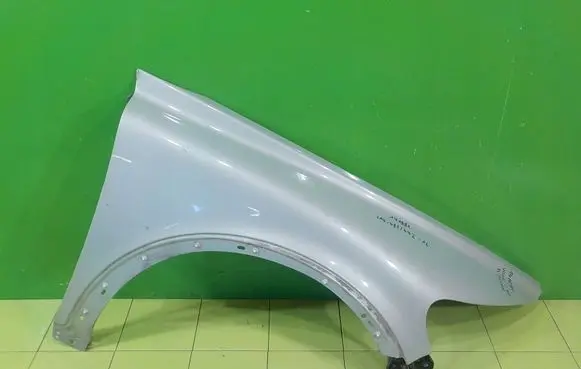 Volvo C30 Fender PRZOD PRAWY