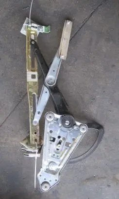 Mercedes-Benz SL R129 Front door electric window regulator A1297200846 1297200846