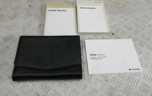 Hyundai Kona I Owners service history hand book 