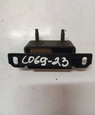 Volvo V70 Tailgate/trunk/boot hinge 9483797