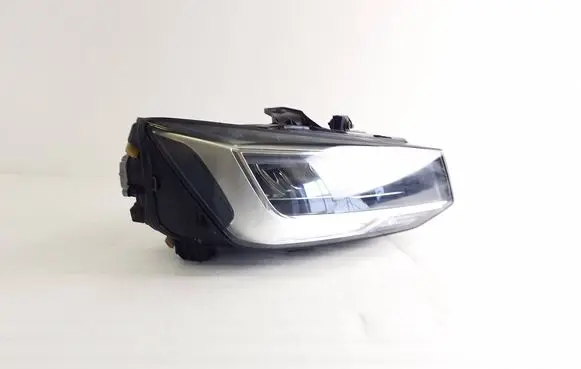 Audi Q2 - Headlight/headlamp 81A941012A