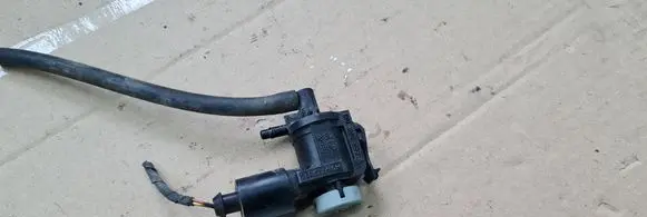 Audi Q5 SQ5 Turbo solenoid valve 1K0906283A