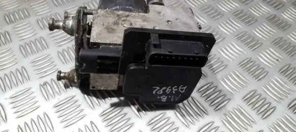 Mercedes-Benz Vaneo W414 ABS Pump A0044310912 0265202461