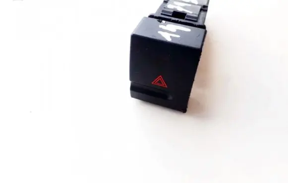 Peugeot 406 Hazard light switch
