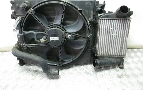 Nissan Qashqai Radiator set 