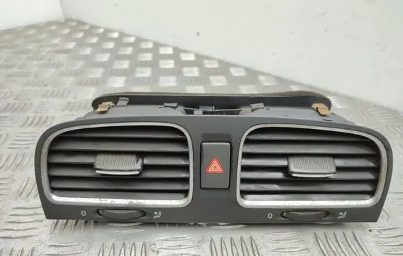Volkswagen Golf VI Dash center air vent grill 5K0815736D