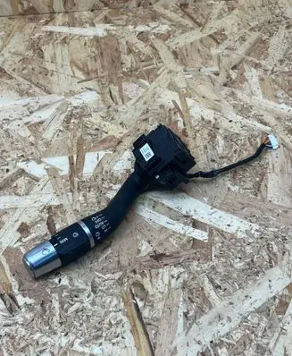 Wiper turn signal indicator stalk/switch