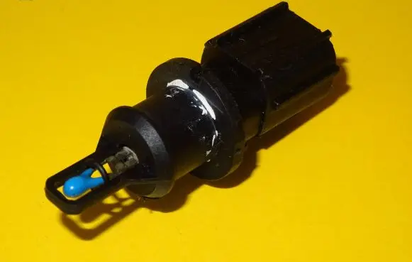 Chrysler PT Cruiser Outside/external air temperature sensor 6487AB