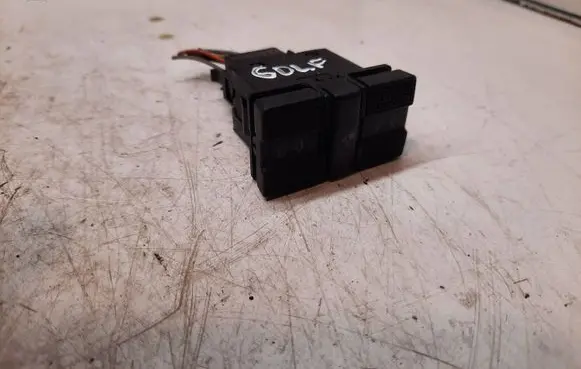 Volkswagen Golf III Electric window control switch 1H0959855A
