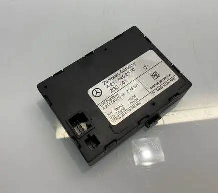 Mercedes-Benz CLS C219 Gateway control module A2114452600 A2115403545 410213009005
