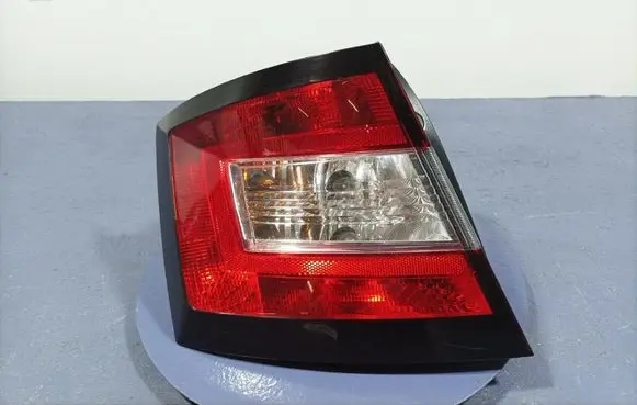Skoda Fabia Mk3 (NJ) Rear/tail lights 6V6945095