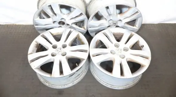 Peugeot 5008 R17 alloy rim 