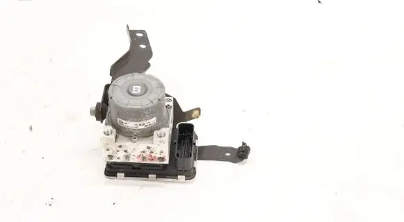 Mitsubishi Eclipse Cross Master brake cylinder 4670B709