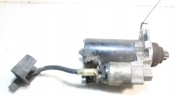 Seat Altea Starter motor 1005831311