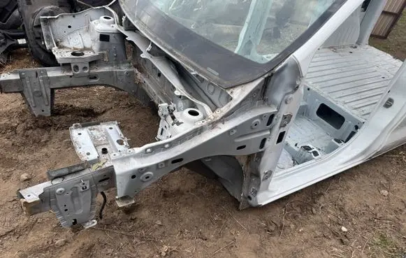 Renault Express Front quarter panel 