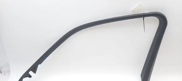 Mercedes-Benz GLK (X204) Front door glass trim molding A2047250256 2047250256