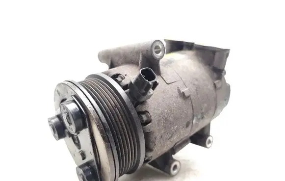 Land Rover Freelander 2 - LR2 Air conditioning (A/C) compressor (pump) 6G91-19D629-FD