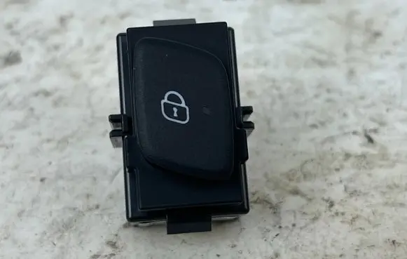Volvo XC60 Central locking switch button 31433412