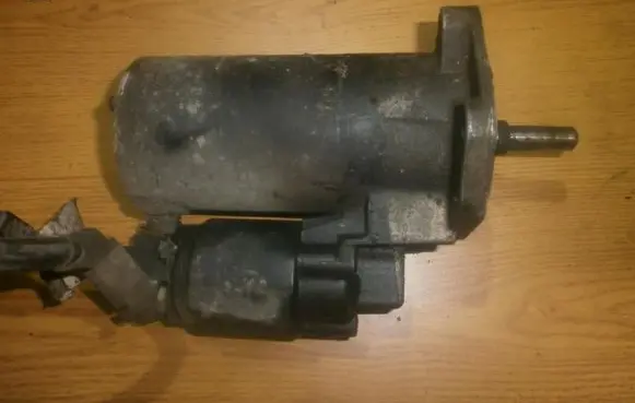Seat Ibiza II (6k) Starter motor 0001112027