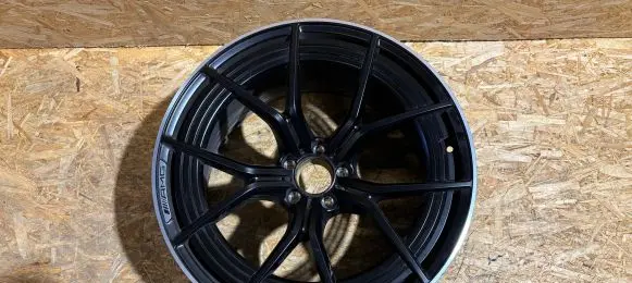 Mercedes-Benz AMG GT 4 x290 w290 R21 alloy rim A2904011700 K1827T6