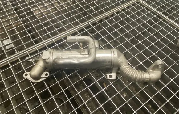 KIA Sorento EGR valve cooler 284804A470