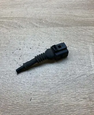 Volkswagen PASSAT B6 Plug wire 1J0973722
