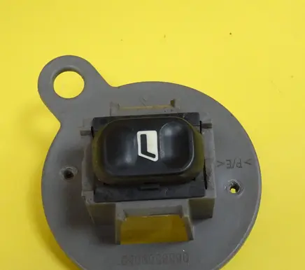 Citroen Xsara Picasso Electric window control switch 9638569080