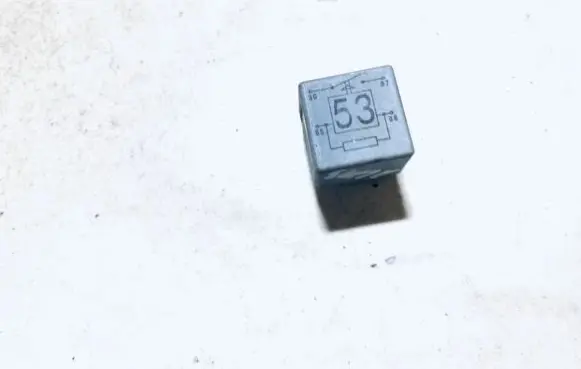 Volkswagen Golf IV Other relay 141951253b 20240072