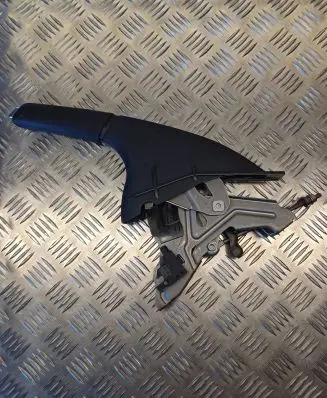 Handbrake/parking brake lever assembly