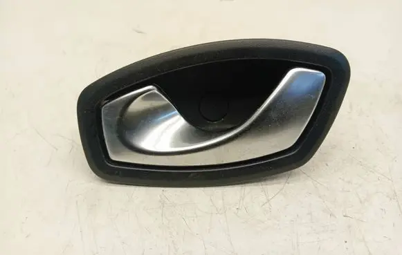 Renault Megane III Front door interior handle 826730001R