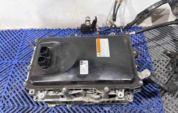 Toyota C-HR I Voltage converter inverter G920047330