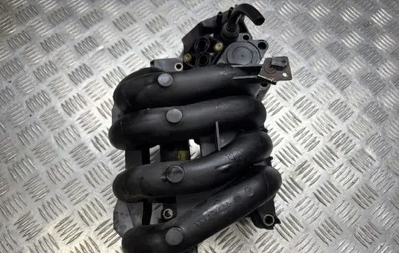 Ford Focus Intake manifold XS4G0424