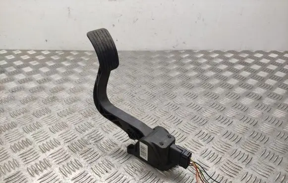 Peugeot 3008 I Accelerator throttle pedal 9671416880