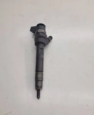 BMW 3 E90 E91 Fuel injector 779844605 044511028