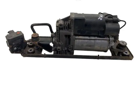 BMW 5 E60 E61 Air suspension compressor/pump 6789937 37106789937 14178311
